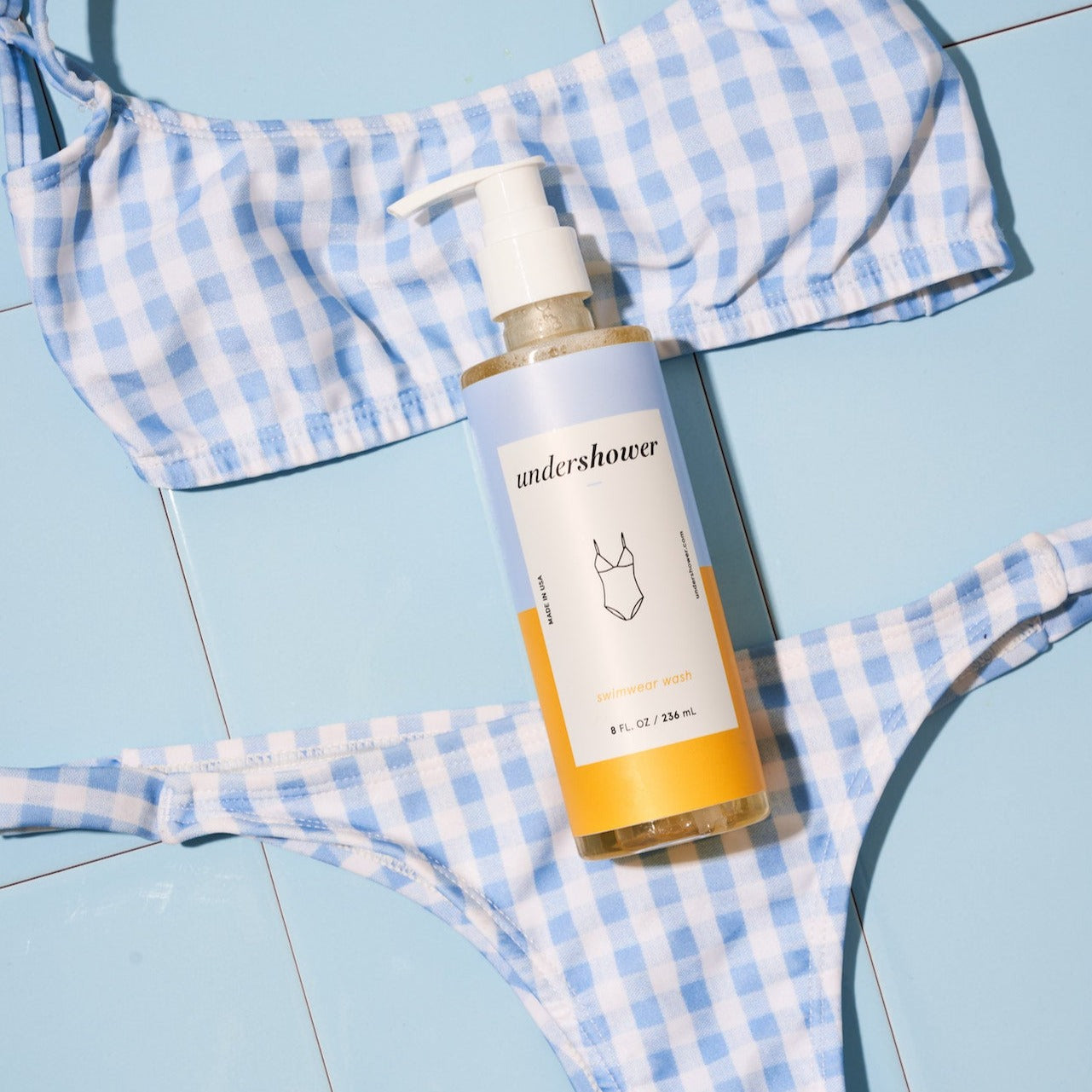 Jabón suave para lavar Trajes de Baño c/dispensador. 8 fl Oz.
